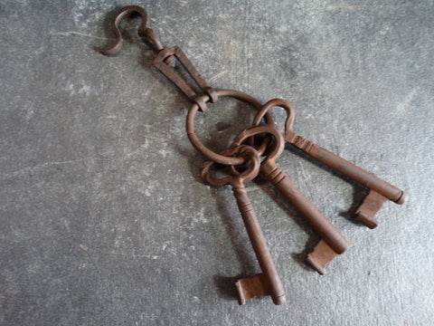 Bunch of Three Antique Iron Keys + Keyring + Hook 1600-1800