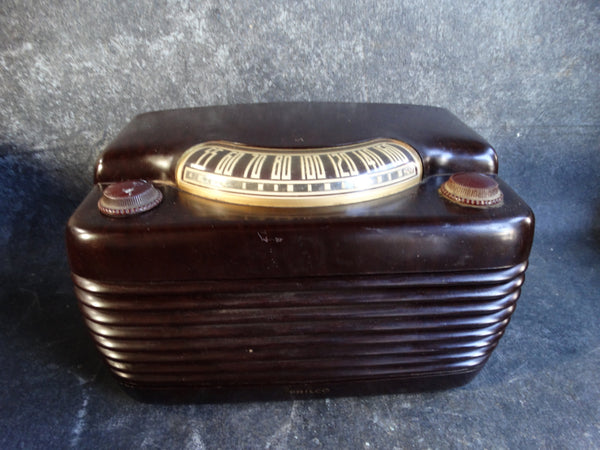 Philco Hippo Model 48-460 AM Tube Radio in Brown Bakelite c 1948 A2347