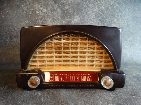 Philco Tube Radio Model 51-532  1951 A2386