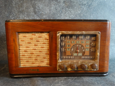 1942 RCA Sonora Radio LWU-181 - A2393