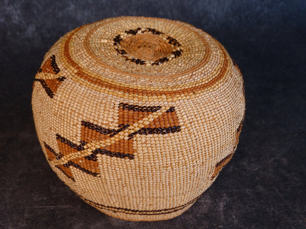 Northern California Yokuts Basket 1930s A2578