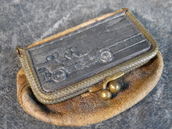 Horseless Carriage in a Seaside Setting Coin Purse in Leather and Silver Plate  A25955