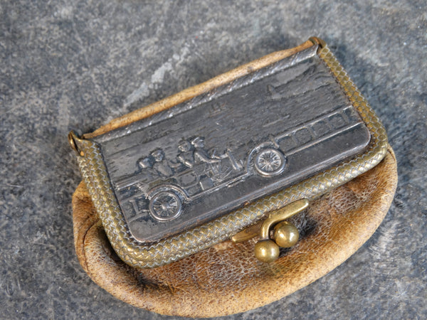 Horseless Carriage in a Seaside Setting Coin Purse in Leather and Silver Plate  A25955