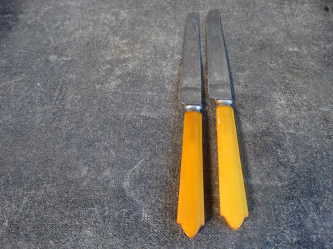 Robinson Knife Co 2 Butterscotch Bakelite Knives A2826