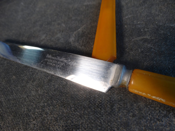 Robinson Knife Co 2 Butterscotch Bakelite Knives A2826
