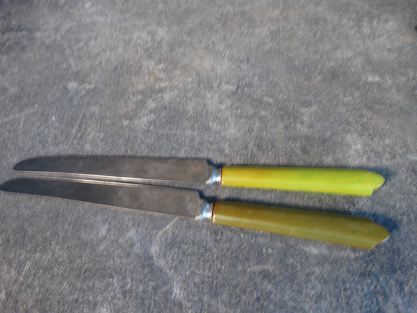 Robinson Knife Co Pale Green Bakelite Set of 2 Knives A2830