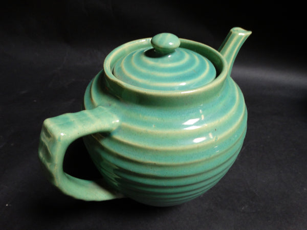 Bauer Ringware Large Jade Green Teapot B3021