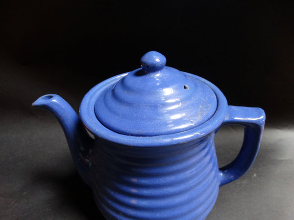 Bauer Ringware Pagoda Teapot in Cobalt Blue B3031