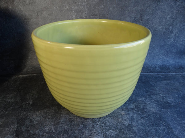 Bauer Ringware Pot in Chartreuse B3100