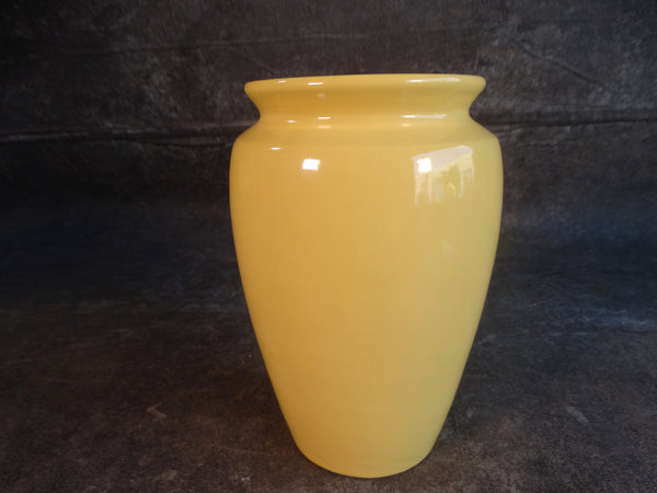 Bauer Vase in Yellow B3211