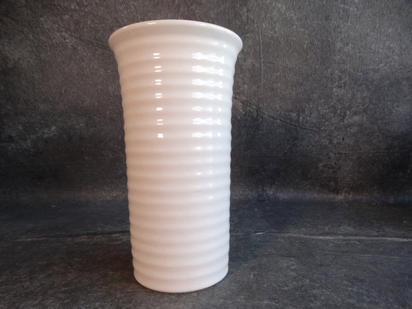 Bauer High Fire Ringware Vase in White B3232