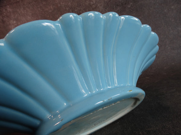 Catlina Island White Clay Light Blue Scalloped Oval Low Bowl C392