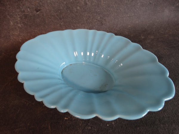 Catlina Island White Clay Light Blue Scalloped Oval Low Bowl C392