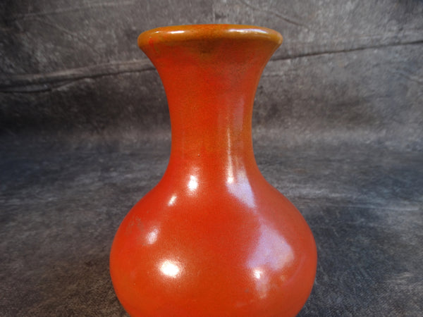 Catalina Island Red Clay Vase in Toyon Red C609