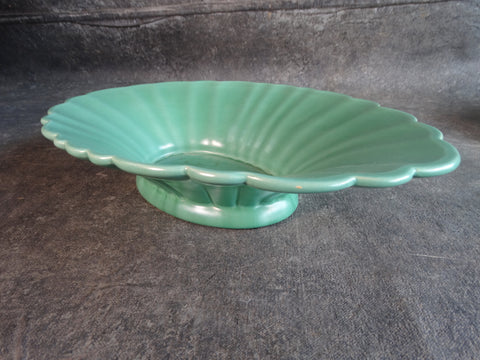 Catalina Island Pottery White Clay Scallop Oval Bowl in Green C618