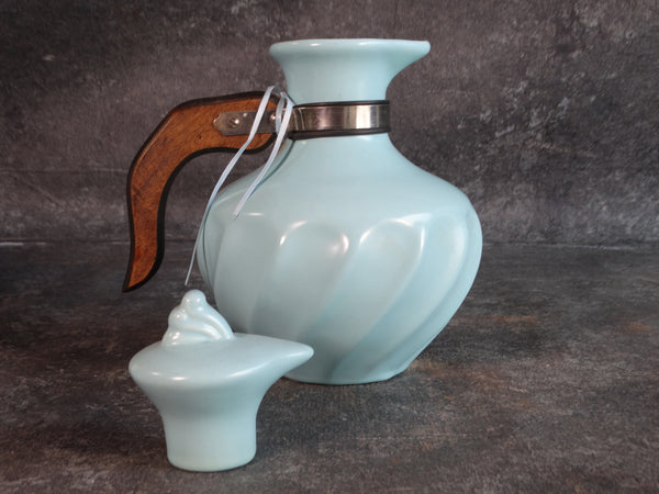 Metlox-style Swirl Carafe w Lid in Turquoise c 1937 CA2214