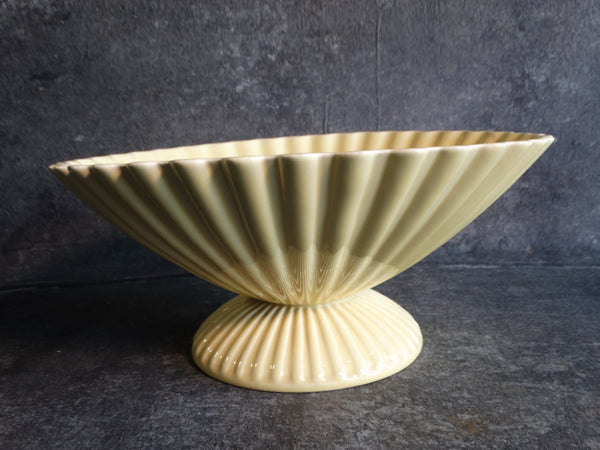 Vernon Kilns by Jane Bennison Medium Console Bowl in Pale Yellow CA2237