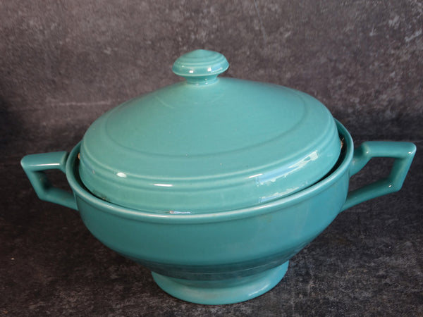 Vernon Kilns Early California Covered Soup Tureen in Green CA2242