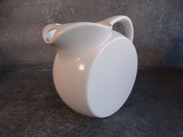 Vernon Kilns Modern California Ice Lip Ball Pitcher in White CA2252