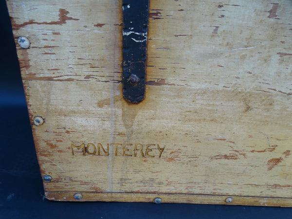 Monterey Classic Footlocker Trunk