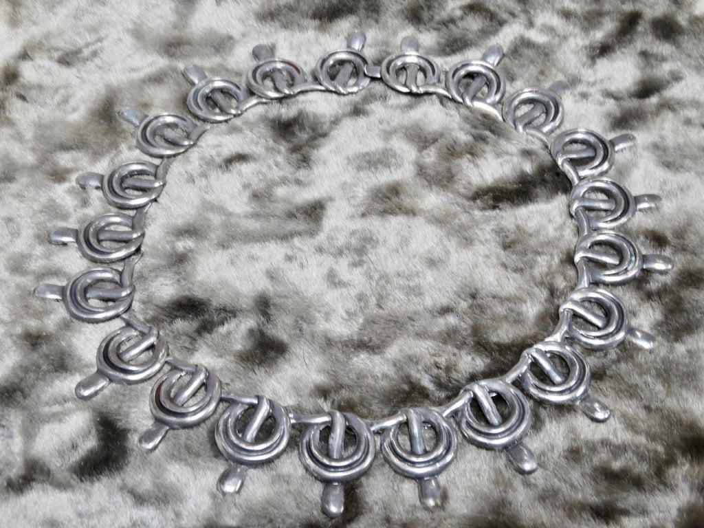 Mexican Taxco (in the style of Los Castillos) silver necklace