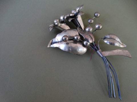 Mexican Silver Flower Bouquet J311