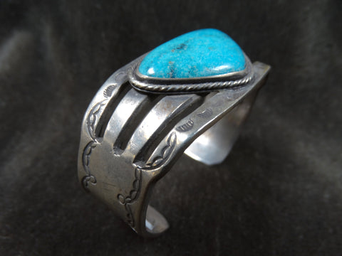 Navajo Single Triangular Stone Silver Cuff c 1940