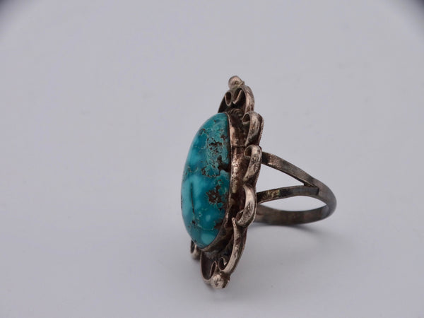Navajo Oval Ring - Turquoise Setting with Wire Filigree Accents J491