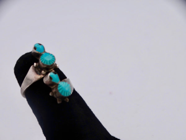 Navajo Ring - Delicately Wrapped Band Bezel Featuring a Pair of Carved Turquoise Turtles J498