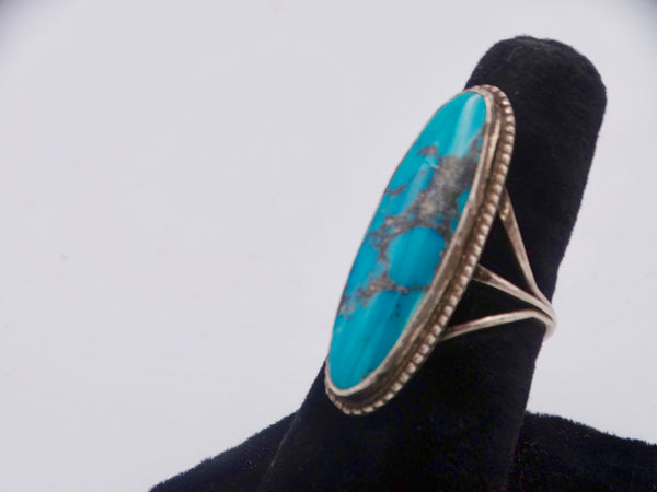 Navajo Cabochon Narrow Oval Bezel-set Turquoise Ring J504