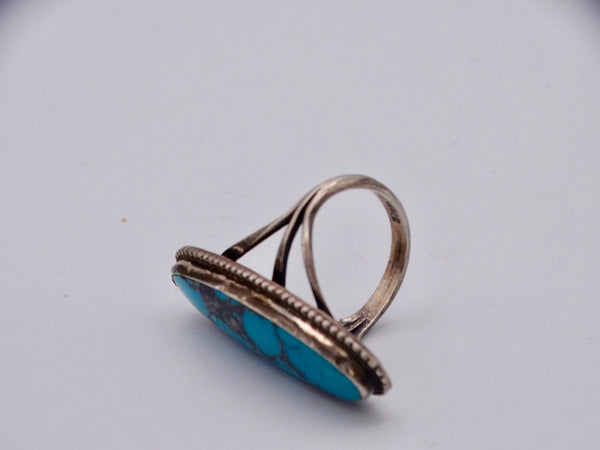 Navajo Cabochon Narrow Oval Bezel-set Turquoise Ring J504