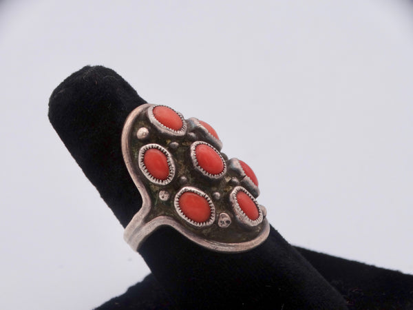 Navajo Coral 7-stone Shadowboxed Ring with Sawtooth Setting J513