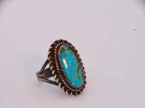 Navajo Cabochon Turquoise Ring with Silver Loop Design to Bezel J531