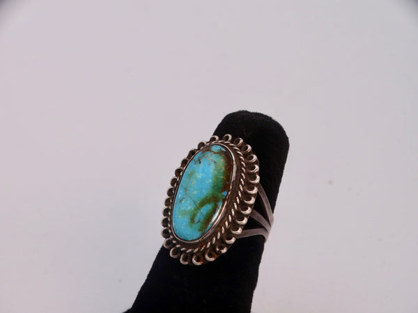 Navajo Cabochon Turquoise Ring with Silver Loop Design to Bezel J531