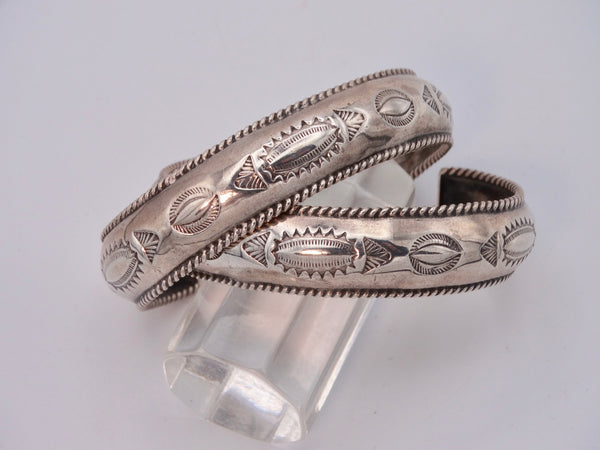 Navajo Silver Cuff w Oval Stamped Motifs J541