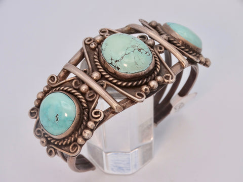 Navajo 3-stone Silver Cuff w Light Turquoises set in Ball Design J559