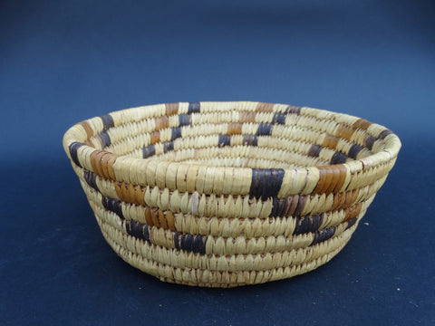 Tohono O’odham (Papago) Diagonal Progression Pattern Basket circa 1930